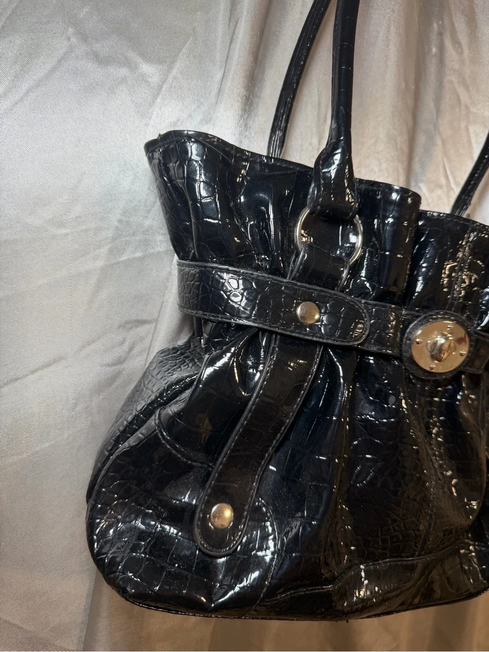 Vintage Y2K Black Patent Croc Embossed Faux Shoulder Tote Turn Lock Purse